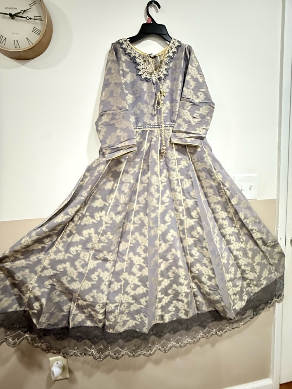 Elegant Floral Maxi Dress in Gray and Gold